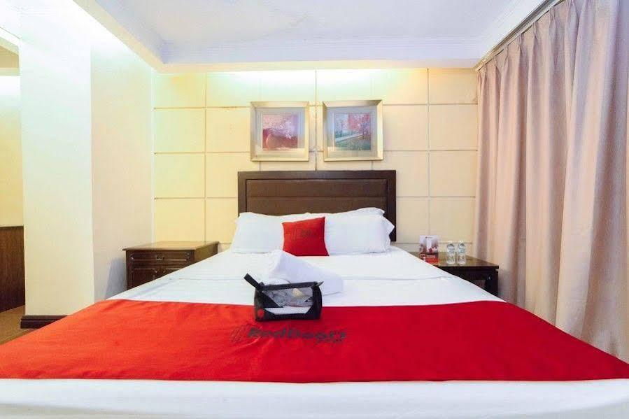 Super Oyo 791 Bell Mansion Hotel Quezon City Buitenkant foto