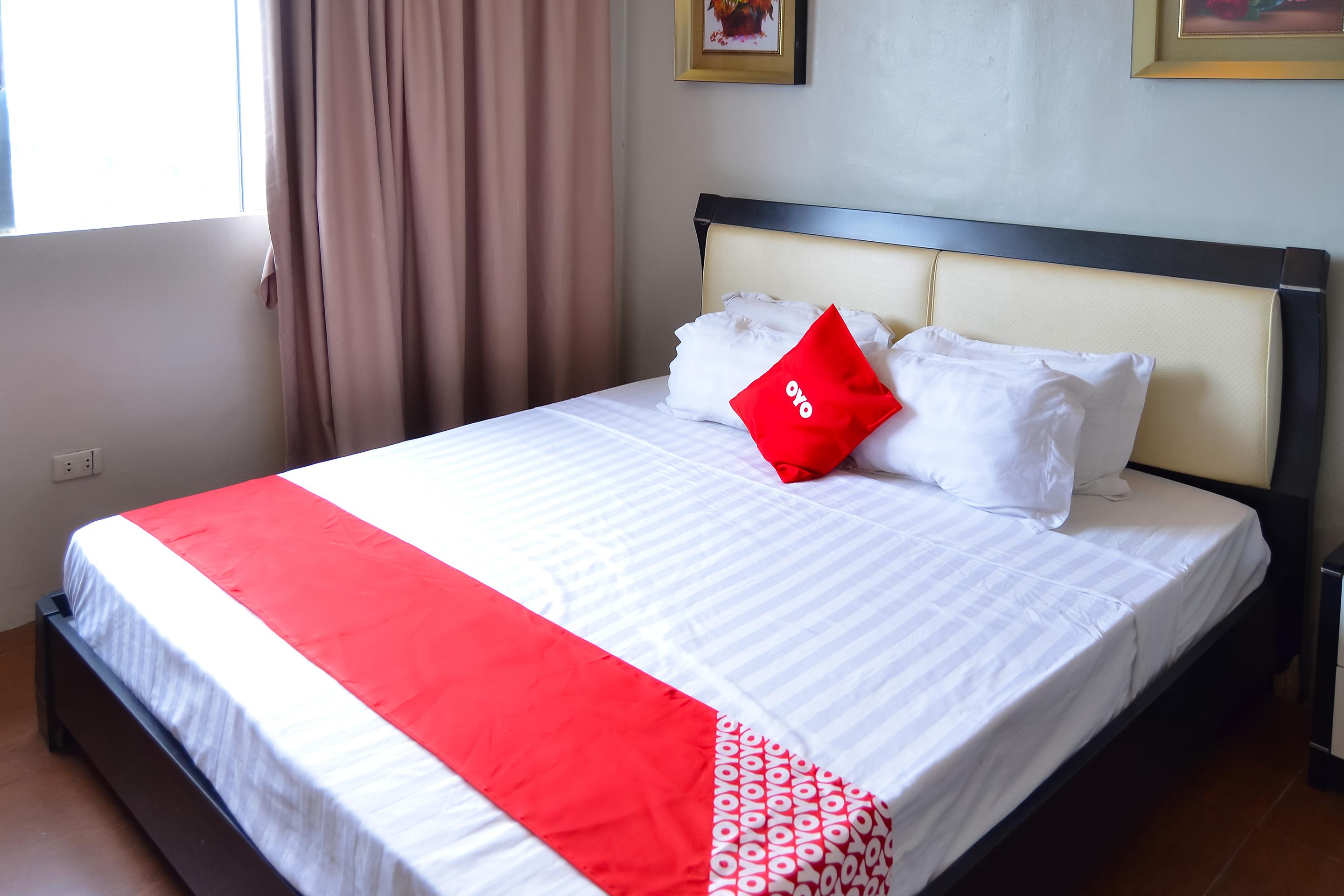 Super Oyo 791 Bell Mansion Hotel Quezon City Buitenkant foto