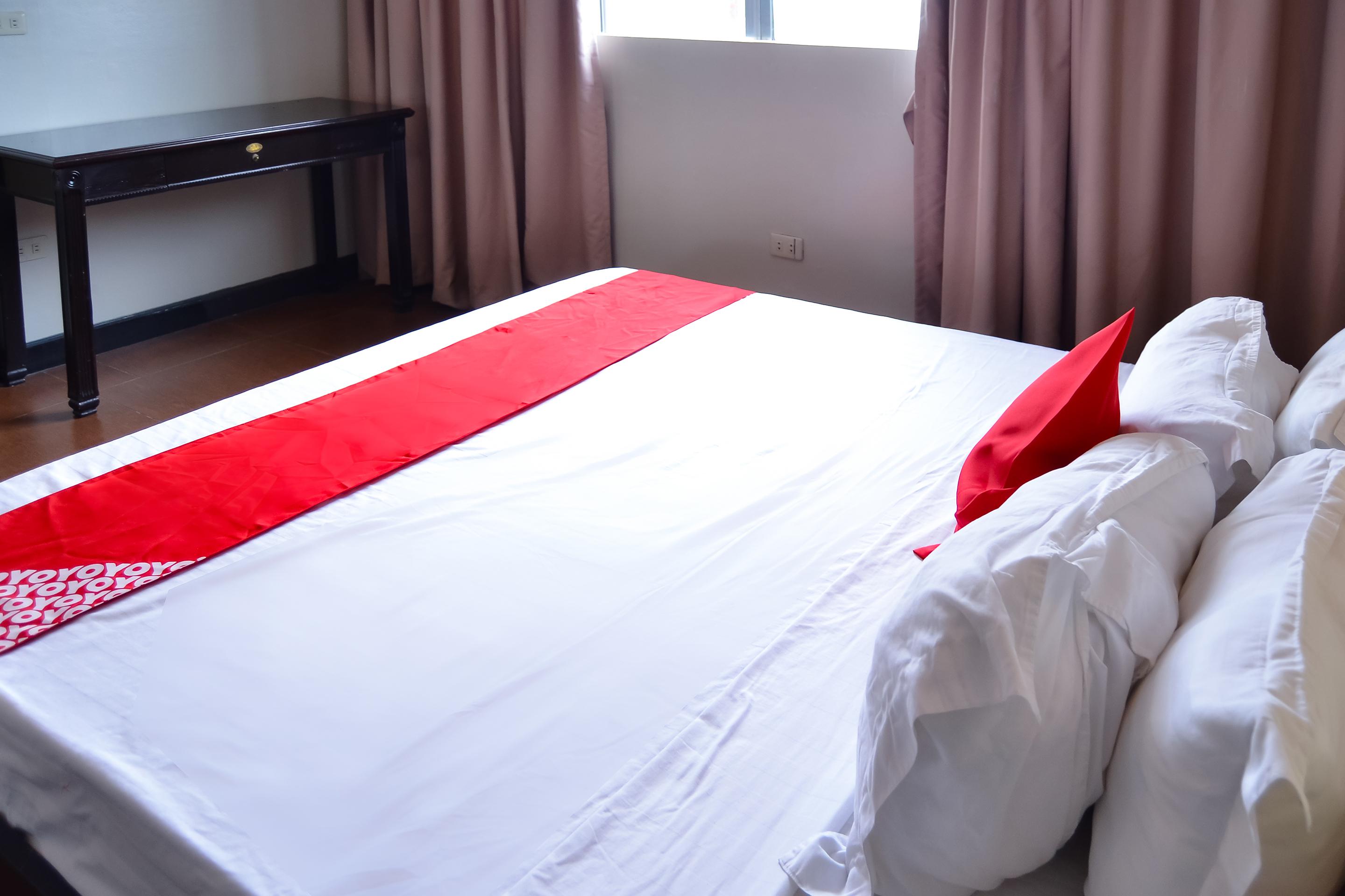 Super Oyo 791 Bell Mansion Hotel Quezon City Buitenkant foto