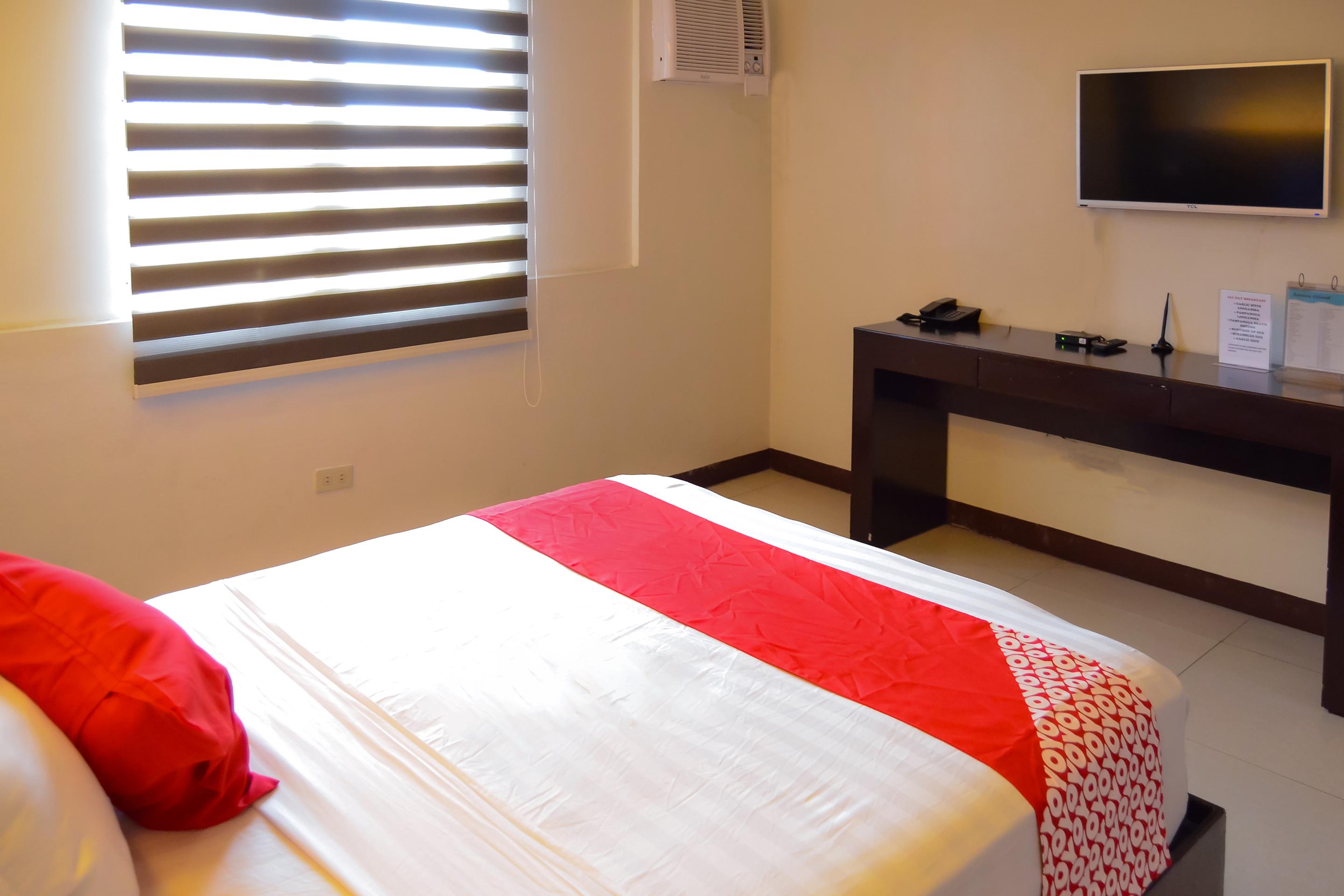 Super Oyo 791 Bell Mansion Hotel Quezon City Buitenkant foto
