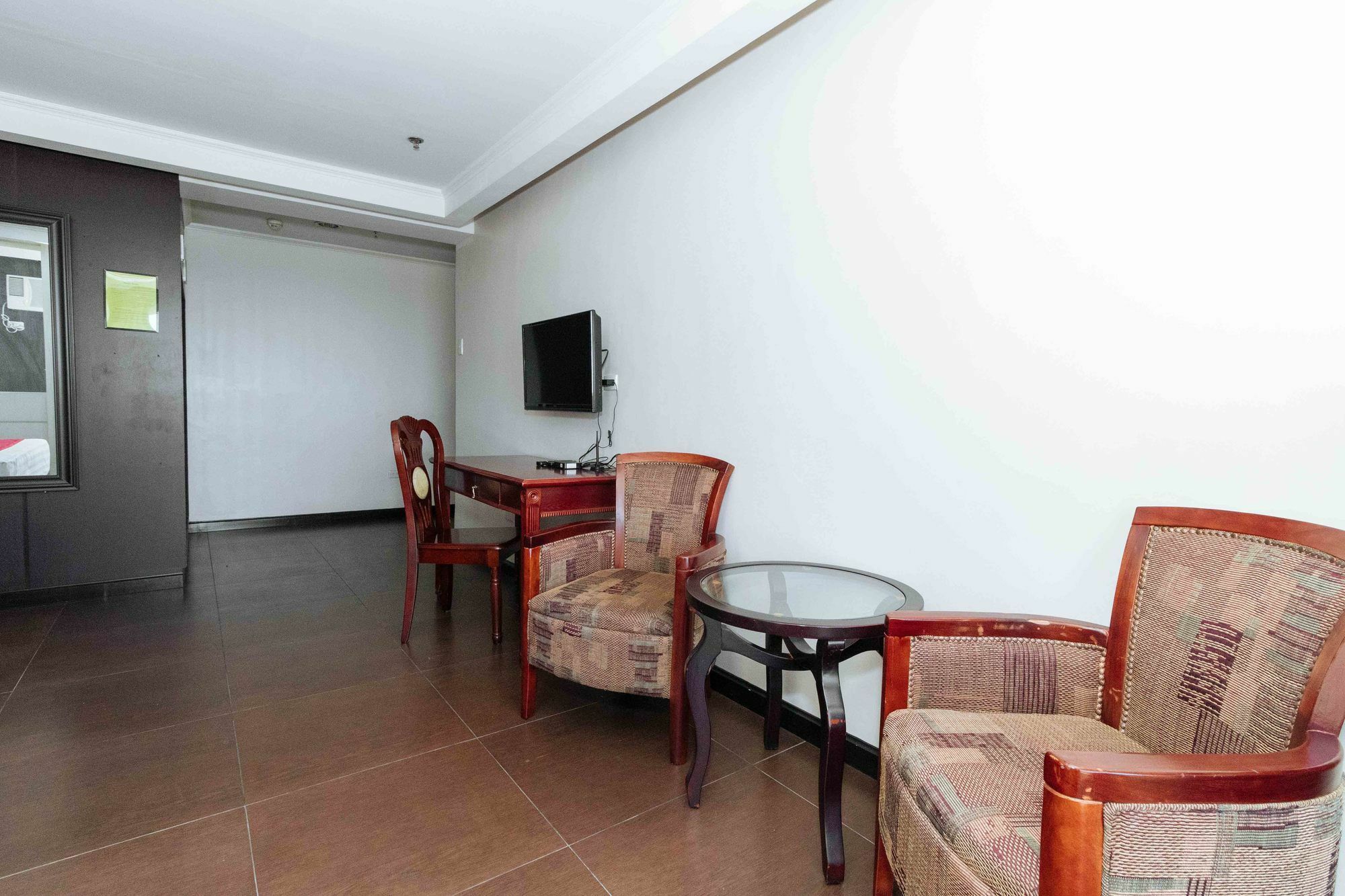 Super Oyo 791 Bell Mansion Hotel Quezon City Buitenkant foto