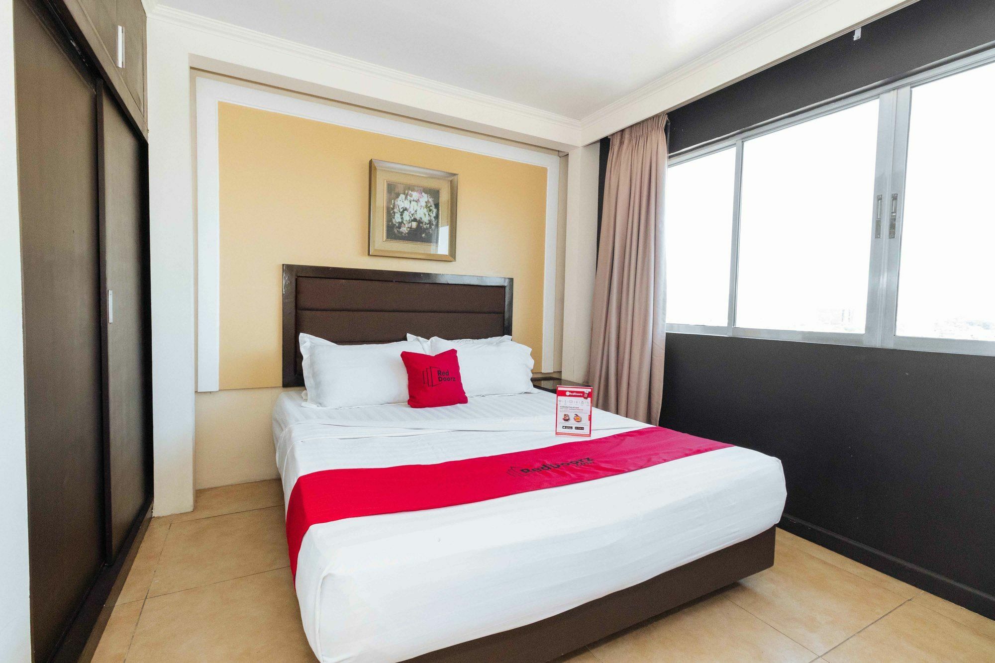 Super Oyo 791 Bell Mansion Hotel Quezon City Buitenkant foto